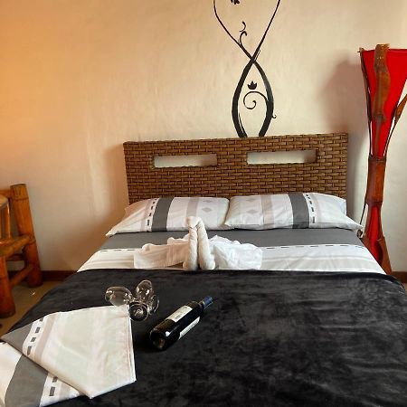 Hotel Karukera Монтаньита Экстерьер фото