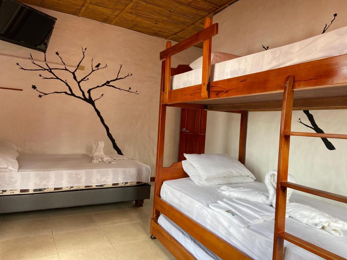 Hotel Karukera Монтаньита Экстерьер фото